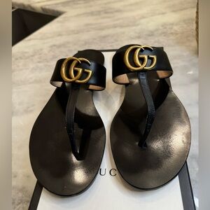 Gucci Black Thong Sandals